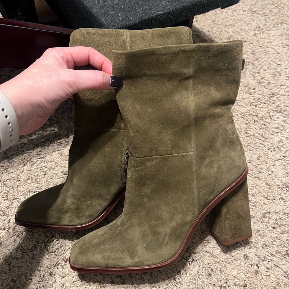 SALE!!! Vince Camuto Ankle Boots